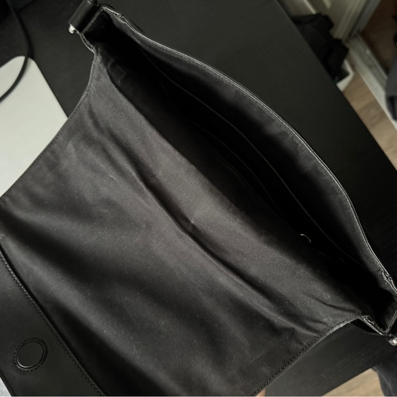 Coach Houston Messenger Bag in Signature Canvas - Picture 3 of 4